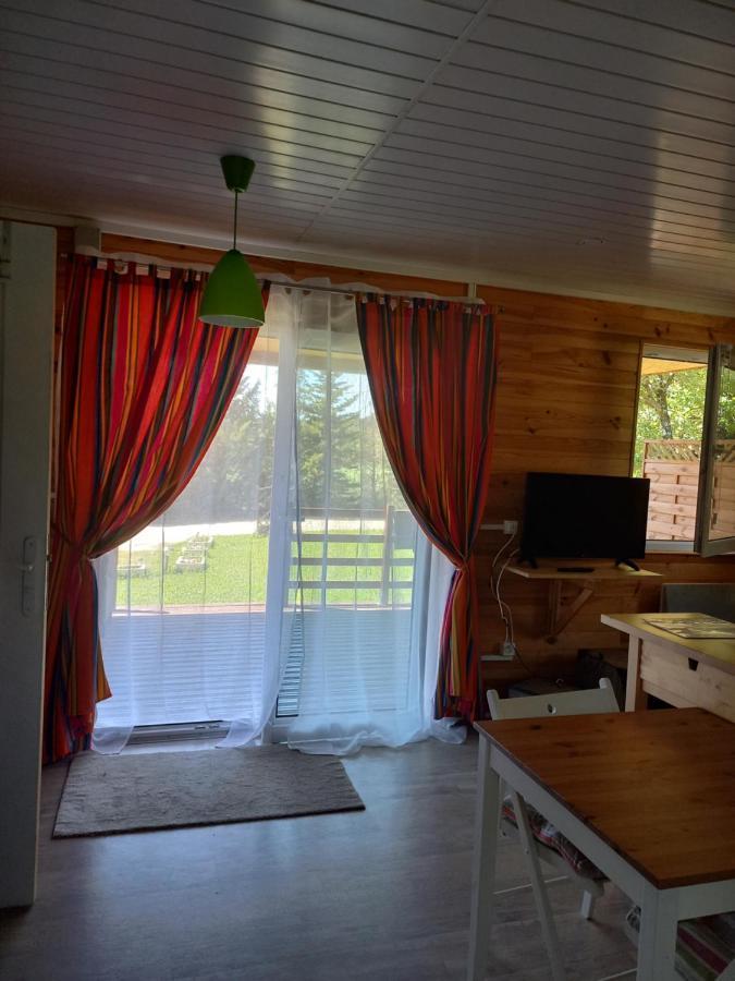 Chalet 2 Pers. + Bebe Montolieu Exteriér fotografie