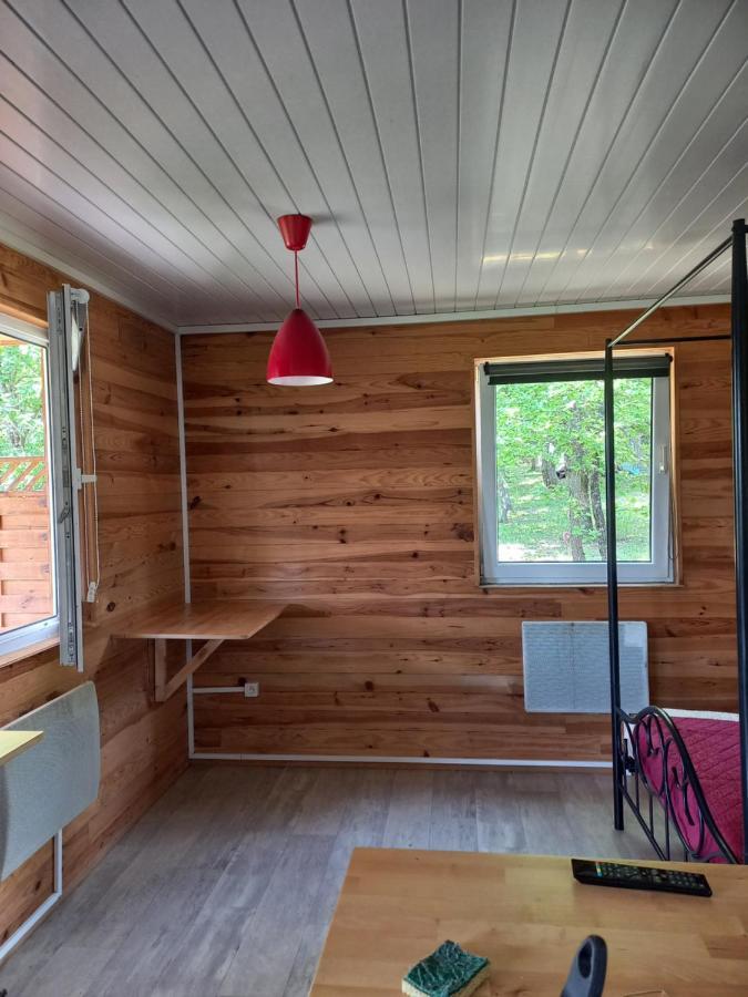Chalet 2 Pers. + Bebe Montolieu Exteriér fotografie